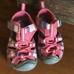 Keen toddler girls sandals